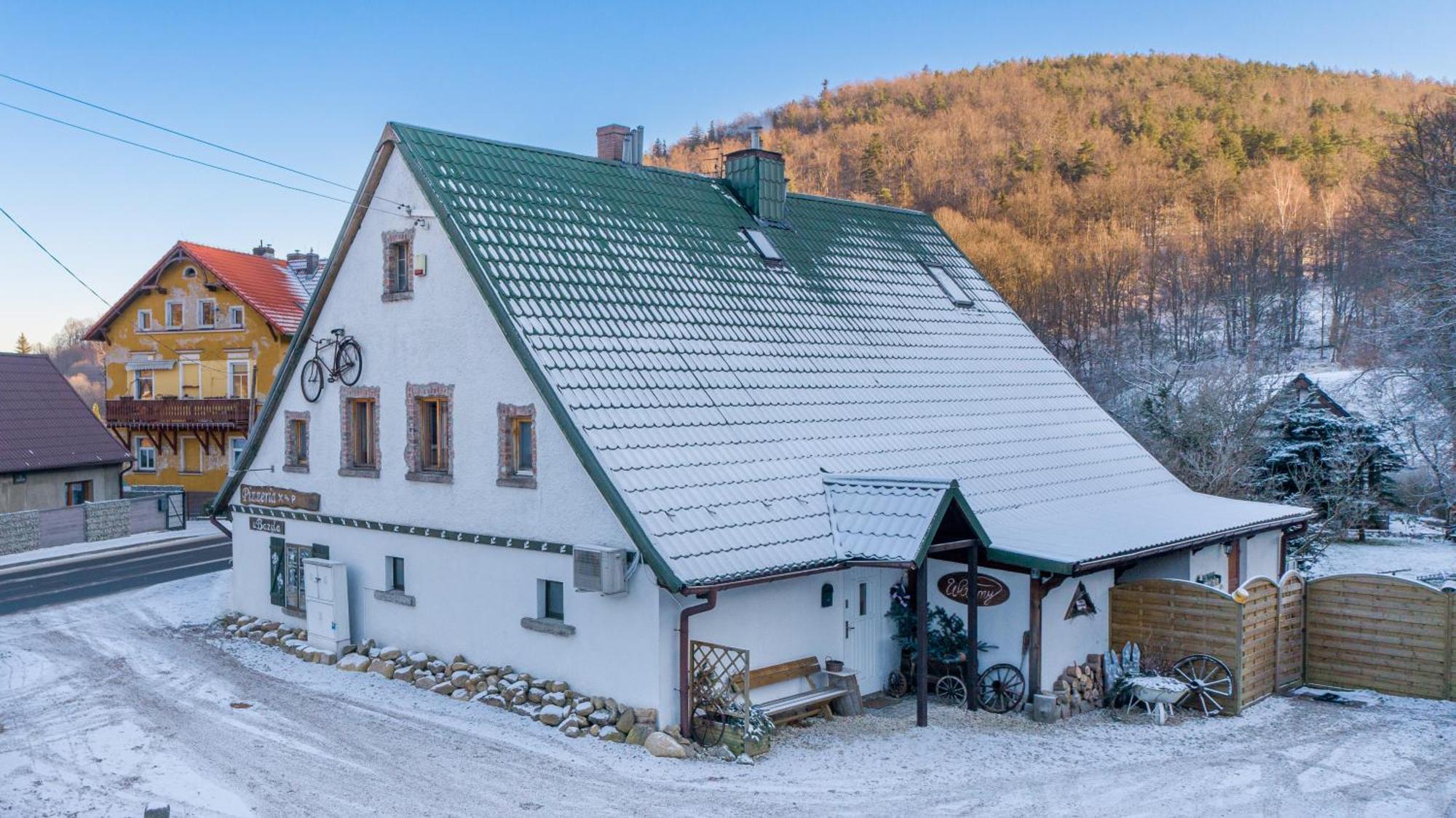 Gorski Sad - U Bazyla Пеховице Экстерьер фото